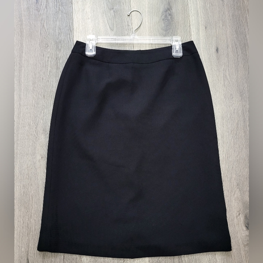 Jones Wear Essentials Black Midi Skirt for Women Size 8
